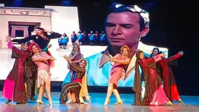 فرقة رضا للفنون الشعبية تبدع وتتألق بأشهر استعراضاتها على مسرح البالون