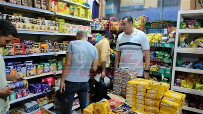 تحرير 135 محضراً تموينياً متنوعاً خلال حملات تموينية بالمراكز والمدن