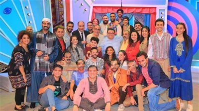 افتتاح مسرحية 