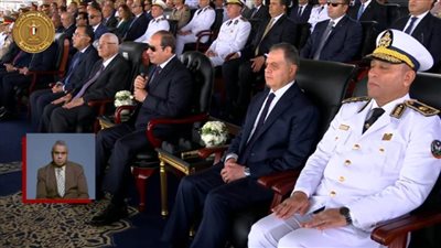 عاجل.. تعرف على أبرز رسائل الرئيس خلال حفل تخرج دفعة جديدة من طلبة كلية الشرطة