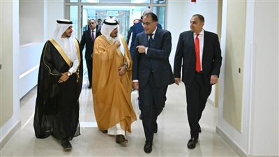 مدبولي: الدولة حريصة على تشجيع مختلف الاستثمارات بالقطاع الصحي للارتقاء بالخدمات الطبية