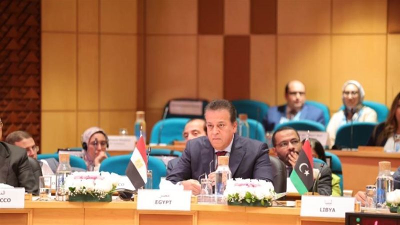 وزير الصحة خلال الجلسة