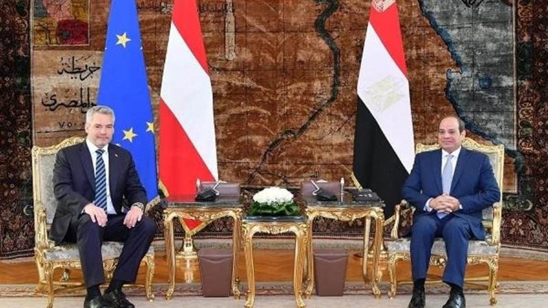 الرئيس السيسي و مستشار