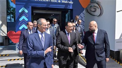 عاجل.. مدبولي يتفقد منظومة العمل بشركة 