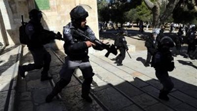 الإعلام الرسمي الفلسطيني: استهداف طواقمنا لن يرهبنا وسنقوم بواجبنا