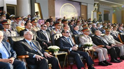 بالصور.. حفل تخرج دفعات جديدة من الأكاديمية والكليات العسكرية