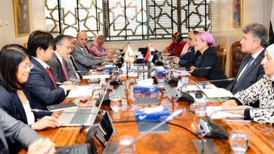 وزيرة البيئة: مصر تستكمل رحلتها لتأسيس التجربة المصرية في الحد من الأكياس البلاستيكية