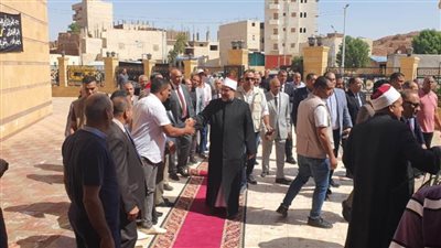 بالصور.. وزير الأوقاف يكرم الفائزين في مسابقة الأسر القرآنية بالوادي الجديد