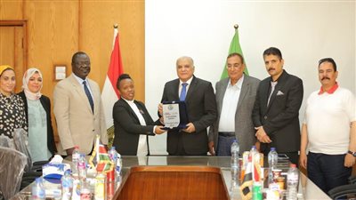 الغرفة التجارية بالإسماعيلية تستقبل وفدًا كينيًا رفيع المستوى