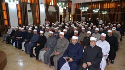 السكرتير العام لمحافظة الإسماعيلية يشهد اللقاء التثقيفي للأئمة والواعظات بالأوقاف