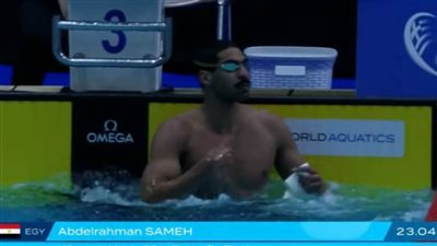 عبد الرحمن هريدي يتوج بذهبية بطولة العالم للسباحة 