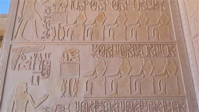 الانتهاء من إعادة تركيب مستنسخ من قائمة ملوك بالكرنك