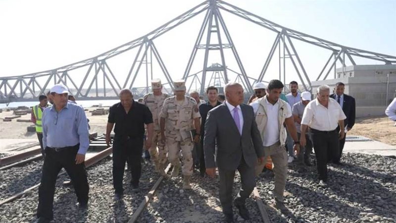 وزير النقل يتفقد