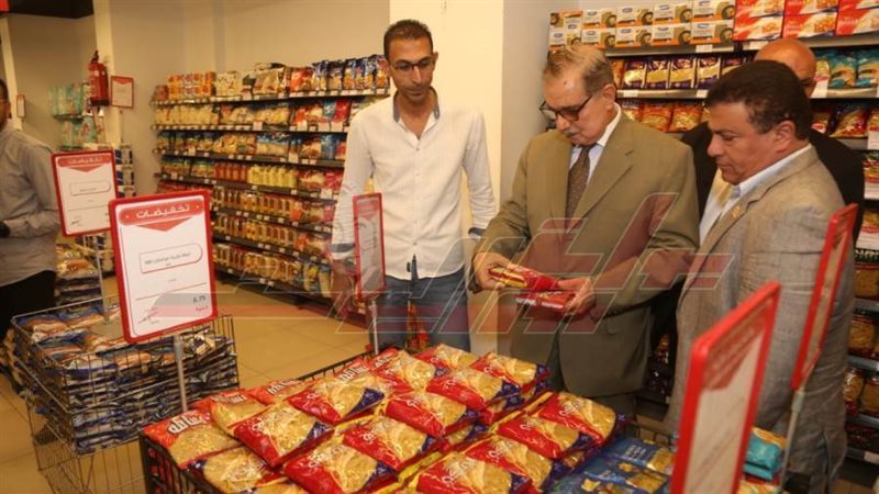 جولة المحافظ