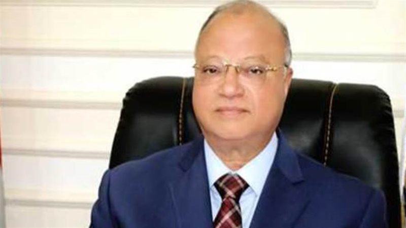 محافظ القاهرة خالد