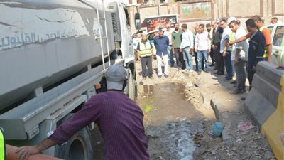 القليوبية تجري مناورة لمتابعة صرف مياه الأمطار في شبرا الخيمة 