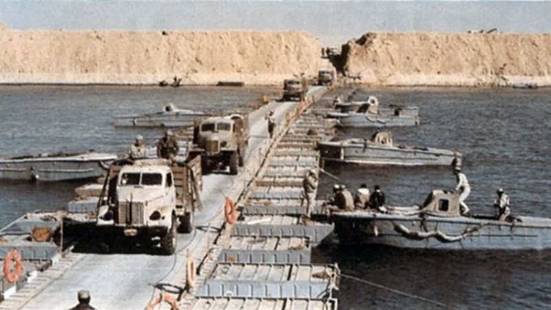 عبور قناة السويس