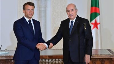 الرئاسة الجزائرية: تبون يتلقى رسالة من الرئيس الفرنسي إيمانويل ماكرون