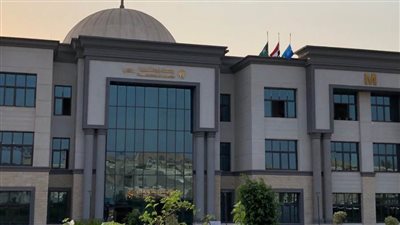 جامعة بنها الأهلية تنكس الأعلام حدادًا على شهداء الشعب الفلسطيني