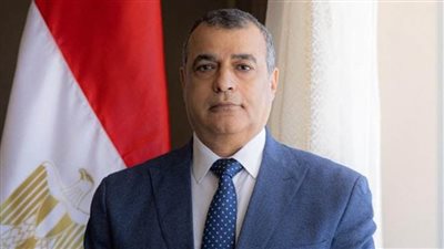 وزير الدولة للإنتاج الحربي يعود إلى أرض الوطن عقب مشاركته في 