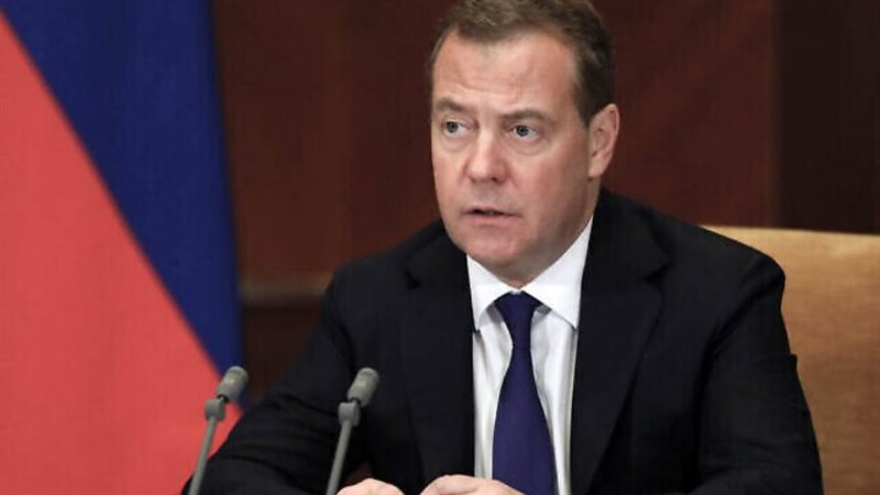 دميتري مدفيديف