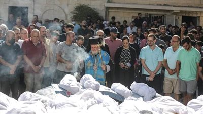  تشييع جثامين شهداء مجزرة كنيسة الروم الأرثوذكس في غزة