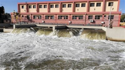 وزير الرى يتابع إجراءات الاستلام النهائى لمحطة المراشدة الجديدة بمحافظة قنا