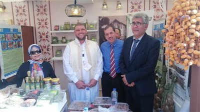 بحوث الصحراء يشارك في المهرجان السابع للتمور بسيوة