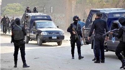 ضبط كميات من المواد المخدرة وتنفيذ 827 حكما قضائيا متنوعا في حملة أمنية موسعة بدمياط وأسوان