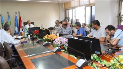 صرف إسكندرية تبحث سبل استخدام المياه المعالجة في مختلف الأغراض