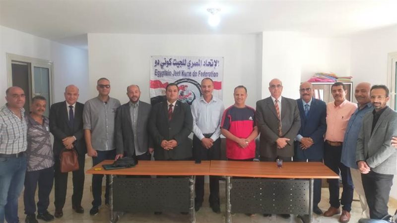 اثناء العمومية