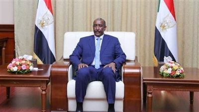رئيس مجلس السيادة القائد العام للقوات المسلحة بالسودان يلتقي نائبه ويطمئن على سير العمليات الحربية