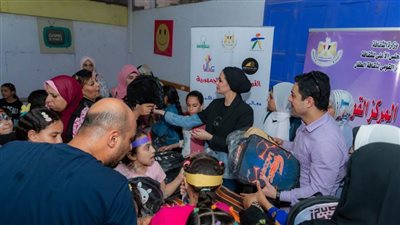 حزب مصر أكتوبر ينظم يوما ترفيهيا للأطفال بدمياط ويوزع عليهم الهدايا والألعاب