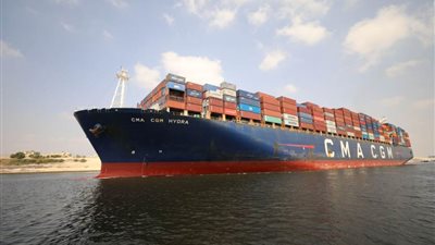 قناة السويس تخفض رسوم عبور سفن الصب الجاف لعدد من دول إفريقيا