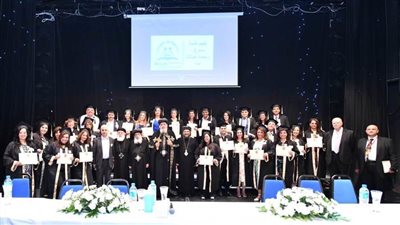 بحضور البابا تواضروس.. حفل تكريم خريجي معهد مشورة المعادي 