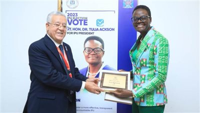 المستشار الدكتور حنفي جبالي يلتقي رئيسة برلمان تنزانيا