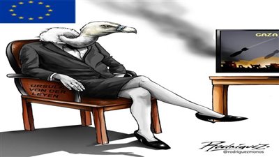 #وخز_الريشة_لضمير_العالم 