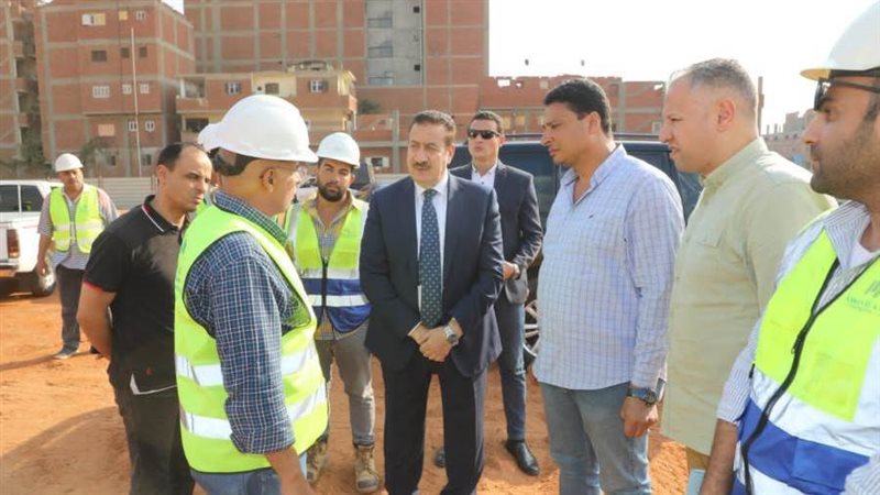 محافظ المنوفية بالشهداء