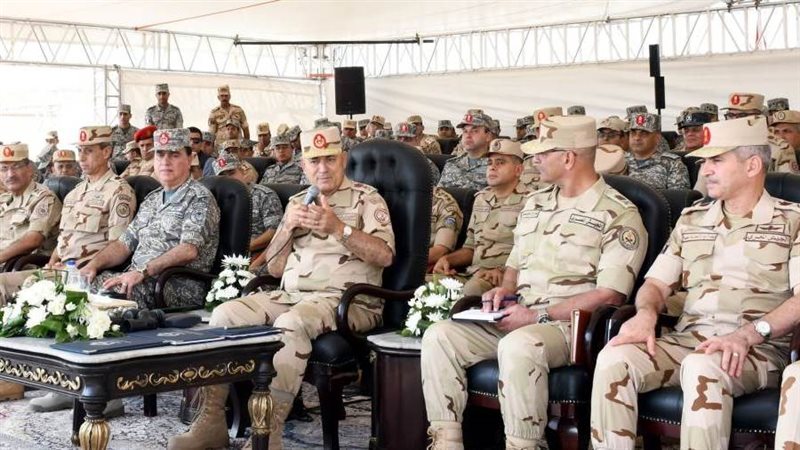 رئيس الأركان والقادة