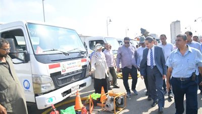   محافظ الغربية يتفقد معدات مركزي زفتى والسنطة للتأكد من جاهزيتها لإدارة الأزمات والكوارث