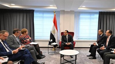 رئيس الوزراء يلتقي رئيسة البنك الأوروبي لإعادة الإعمار والتنمية