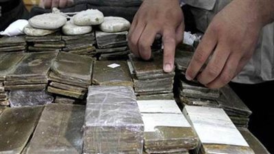 ضبط 5 عناصر إجرامية مسلحة بحوزتها مواد مخدرة قبل ترويجها بالبحيرة والأقصر وأسوان