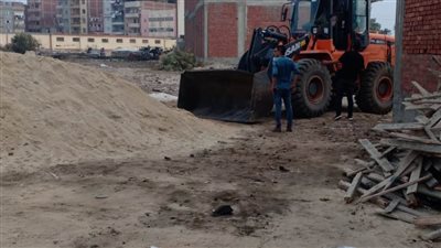 إزالة ٣ حالات تعدٍّ بالبناء دون ترخيص بمركز ومدينة القنطرة غرب