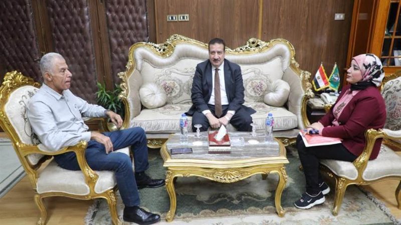 محافظ المنوفية ومستشار