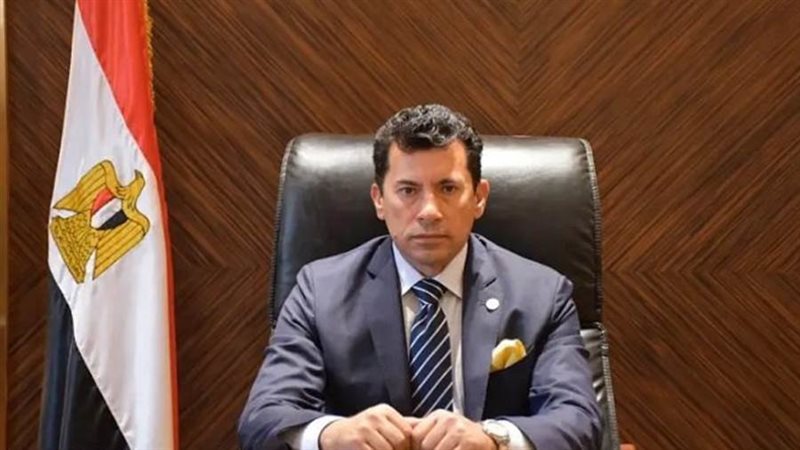 وزير الشباب والرياضة