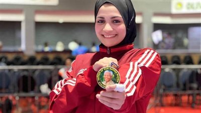 منة شعبان تحقق الميدالية البرونزية في المونديال العالمي للكاراتيه