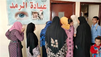 توقيع الكشف الطبي على 1768 حالة خلال قافلة طبية بـ