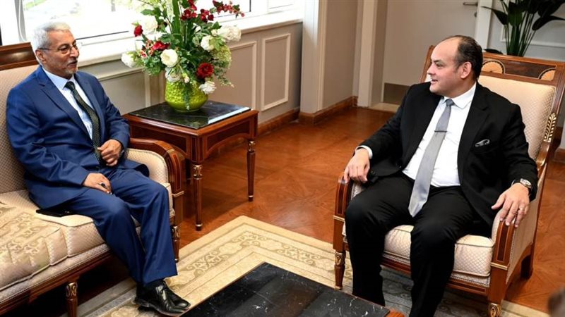 وزير التجارة والصناعة