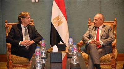     وزير الري يؤكد أهمية التعامل مع قضايا المياه والمناخ على المستوى العالمي