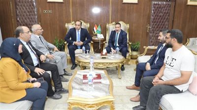 لمتابعة نسب تنفيذ المشروعات.. محافظ المنوفية يلتقي وفد وزارة التخطيط  